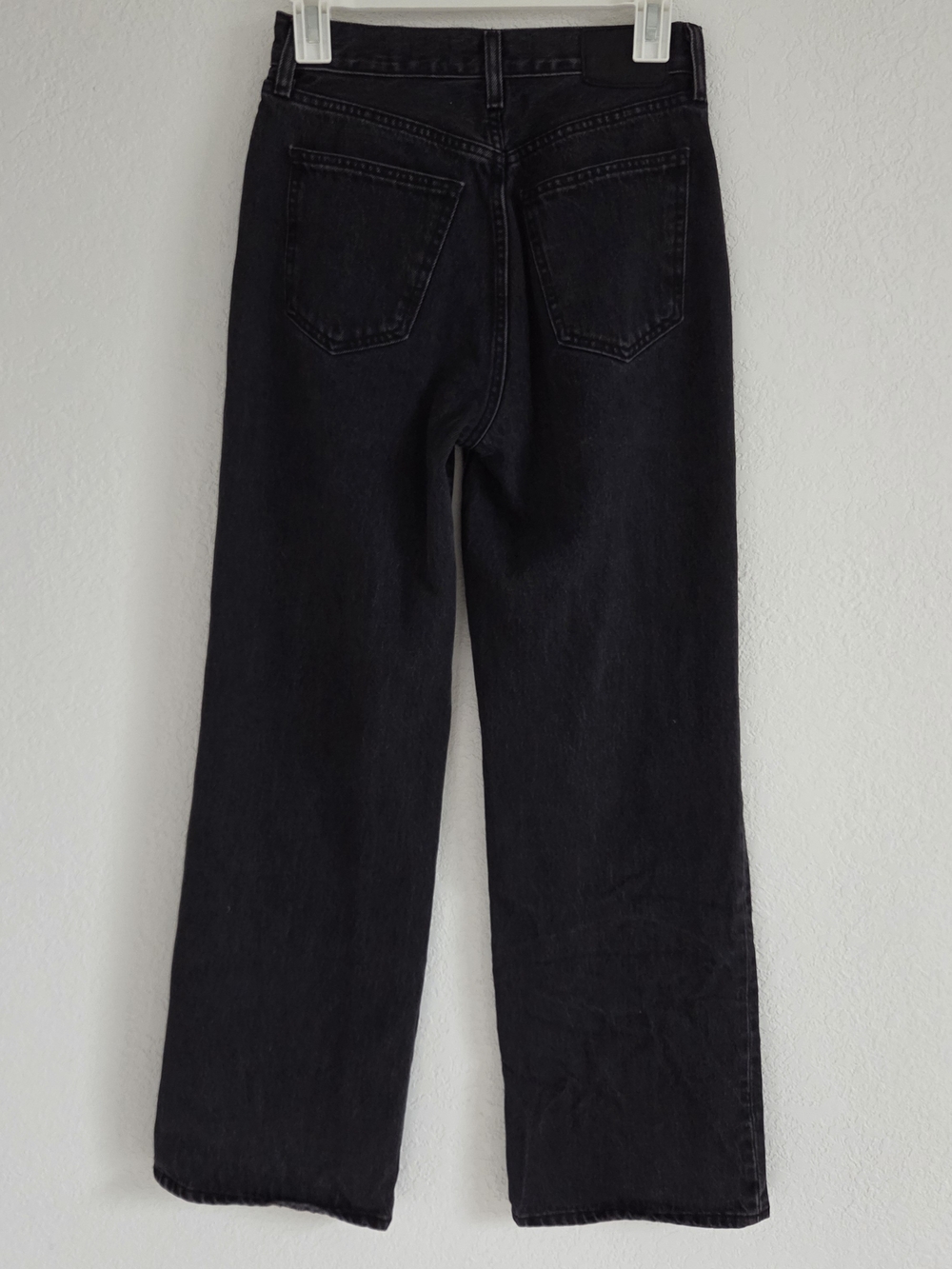 Aritzia Farrah Hi-Rise Wide-Leg Jeans - Picture 3 of 6